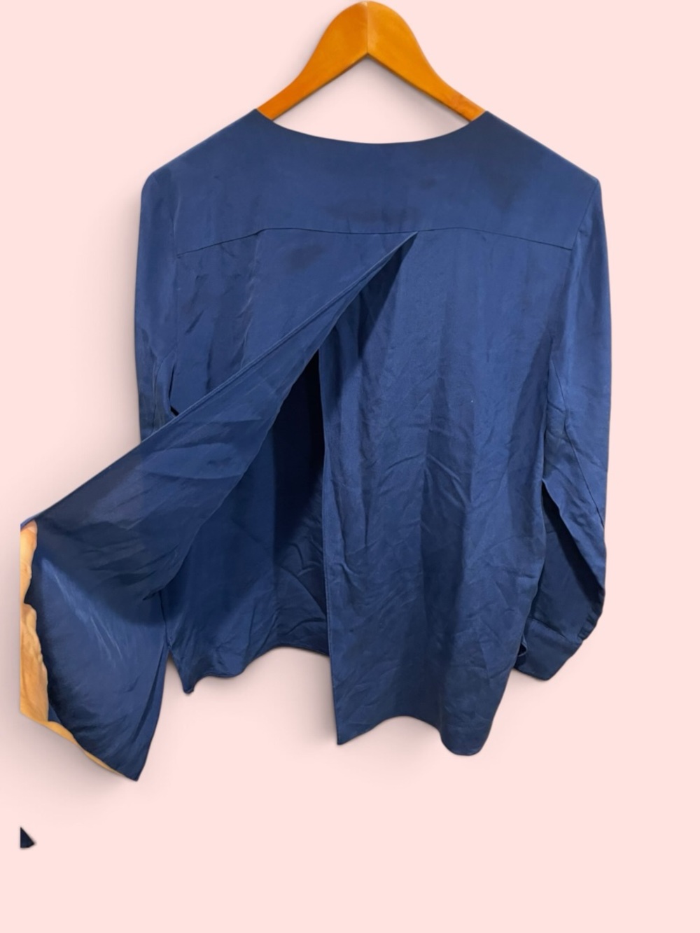 Cute royal blue silk open criss back flowy blouse BCBG boho Y2K classy fairy
